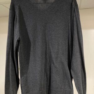 Old Navy V Neck Sweater